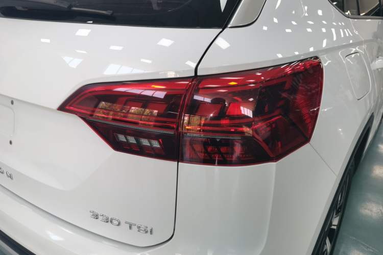 Used Volkswagen Tayron 2020 330TSI Two-Wheel Drive Luxury Smart Connectivity Version
