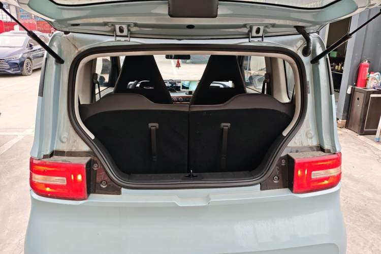 Used Wuling Hongguang MINIEV 2021 Macaron Fashion Edition Lithium-Ion Battery