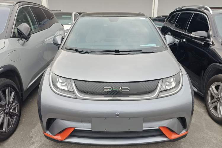 Used BYD Dolphin 2021 405 km Fashion Edition
