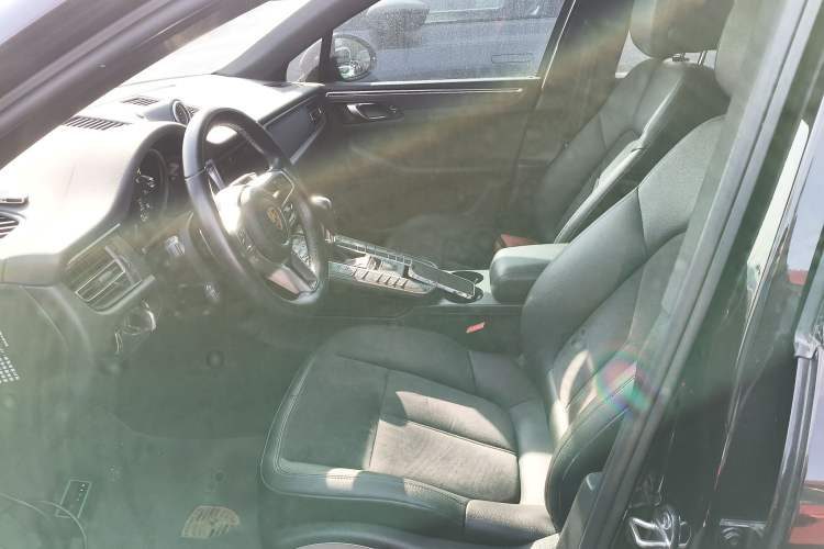 Used Porsche Macan 2020 Macan 2.0T
