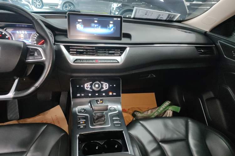 Used Hongqi H5 2022 Classic Model Facelift 1.5T DCT Qiyun Edition
