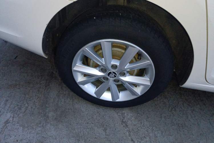 Used Skoda Rapid 2016 1.6L Automatic Chuanxing Edition
