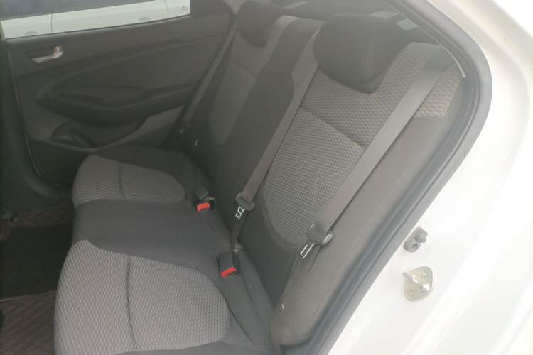 Used Hyundai Verna 2017 1.4L Manual Refreshed Version China VI Standard