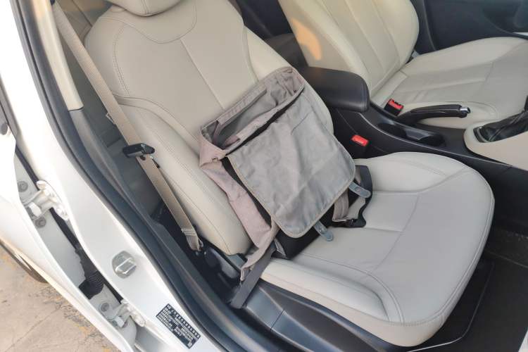 Used Buick GT 2019 15T Dual-Clutch Connected Elite Model China VI
