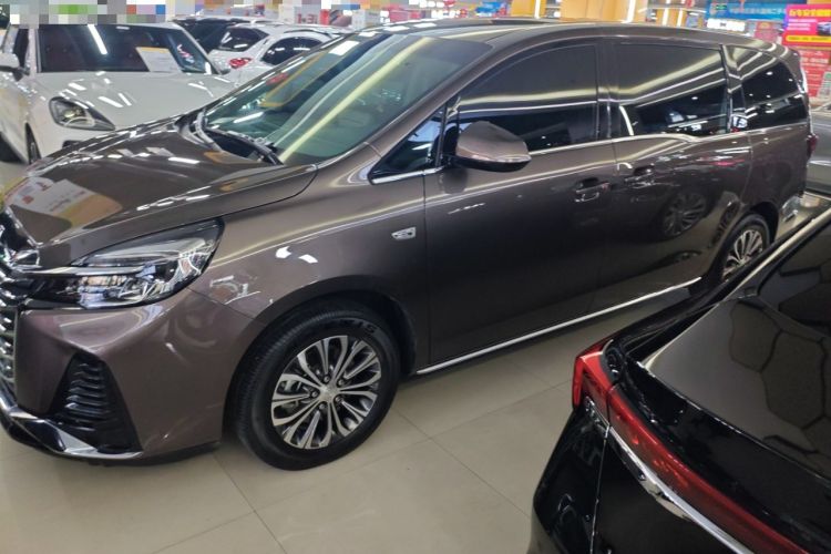 Used Buick GL8 2023 Land Executive Class Smart Enjoyment Model
