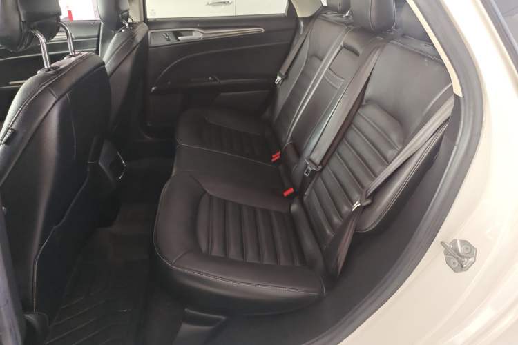 Used Ford Mondeo 2017 EcoBoost 180 Comfort Model
