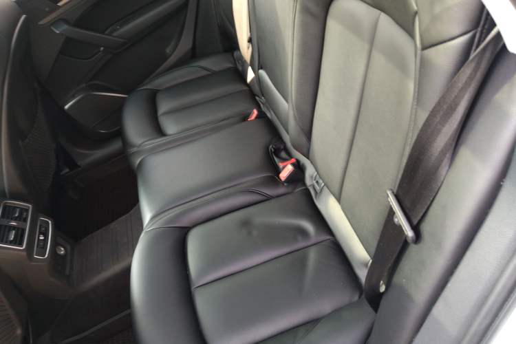 Used Audi Q5L 2018 40 TFSI Prestige Edition China VI Emission Standard
