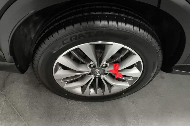 Used GAC Trumpchi GS8 2017 320T Two-Wheel Drive Luxury Smart Connectivity Version (7 Seats)
