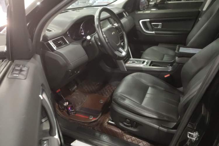 Used Land Rover Discovery Sport 2016 2.0T SE
