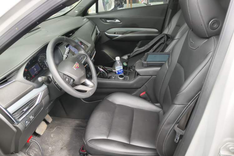 Used Cadillac XT4 2021 28T Two-Wheel Drive Leading Version