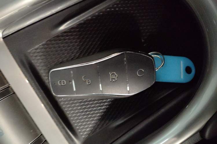 Used BYD Dolphin 2021 405 km Fashion Edition
