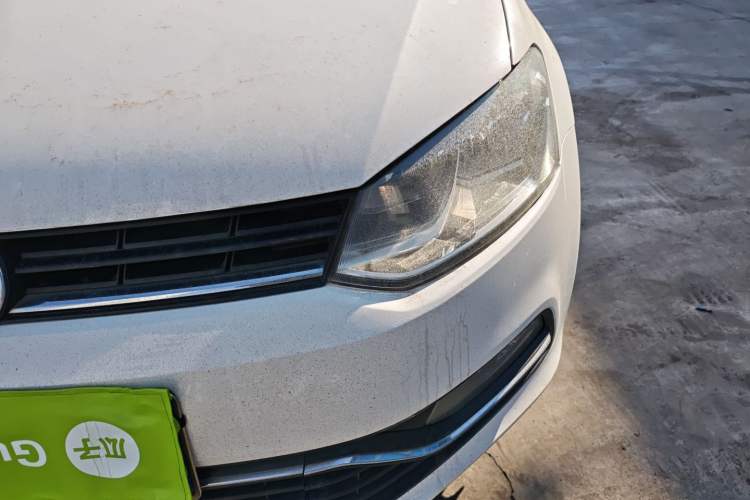 Used Volkswagen Polo 2016 1.6L Automatic Comfort Model
