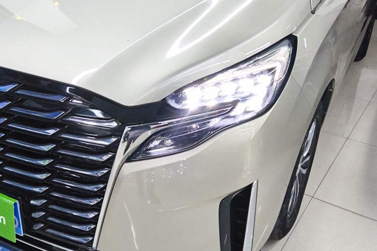 Used Buick GL8 2023 ES Lu Zun Deluxe Model