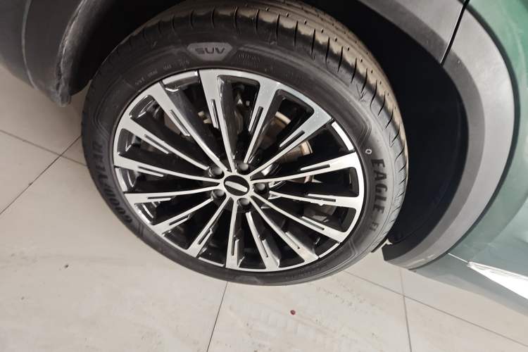 Used Geely Auto Monjaro L 2025 Dongfang Yao 2.0TD Automatic All-Wheel-Drive Wangyue Edition