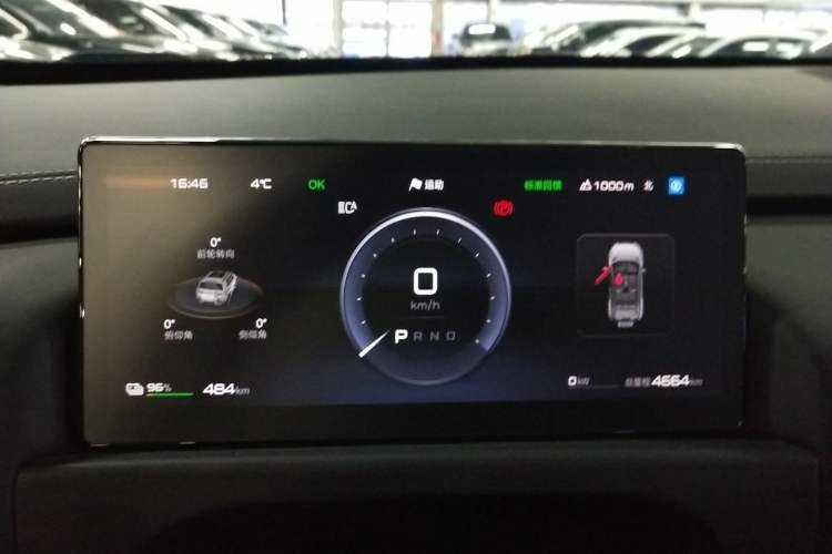 Used  Titanium 3 2025 501 km All-Wheel Drive Intelligent Driving Max Edition