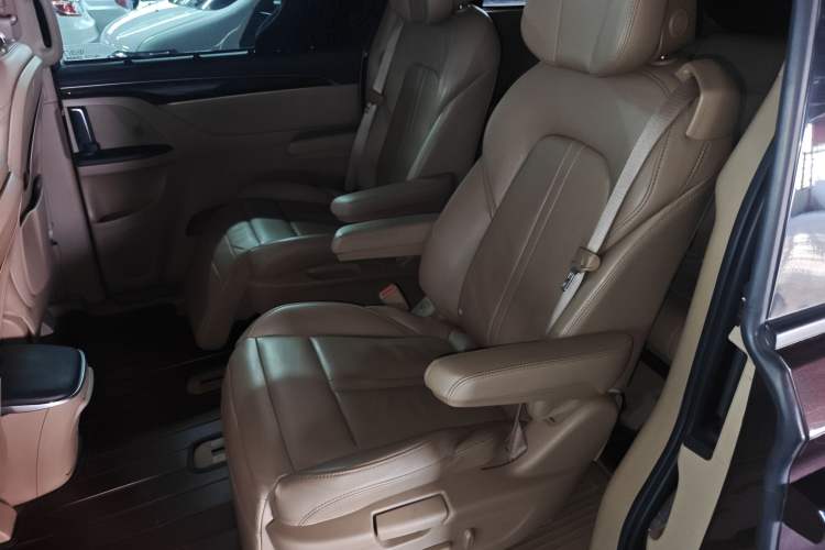 Used Buick GL8 2017 ES 28T Luxury Model China V Standard
