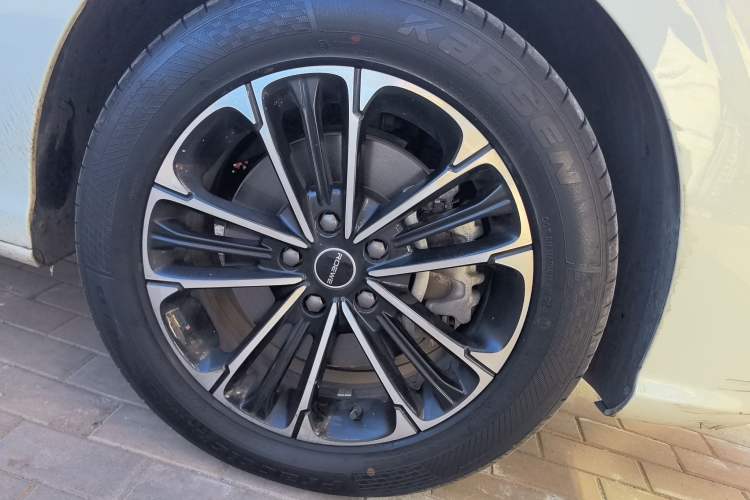 Used Roewe iMAX8 2021 400TGI Supreme Series Prestige Edition
