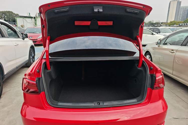 Used Audi A3 2019 Limousine 35 TFSI Ambition China V
