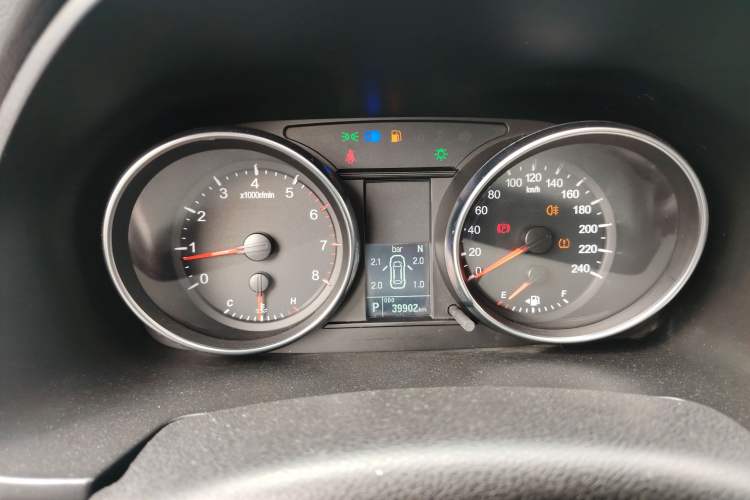 Used Haval M6 2021 PLUS 1.5T DCT Elite Smart Connectivity Model
