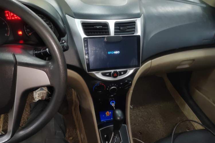 Used Hyundai Verna (older generation) 2016 1.4L Automatic Smart GLS