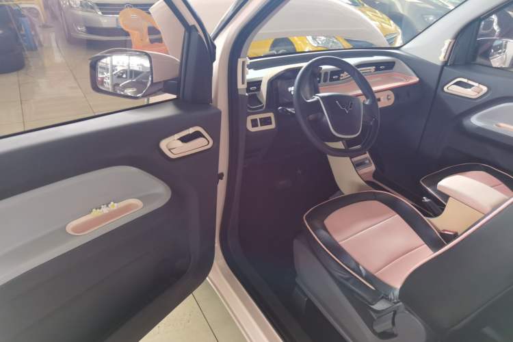 Used Wuling Hongguang MINIEV 2022 Macaron Premium Model – Lithium Iron Phosphate