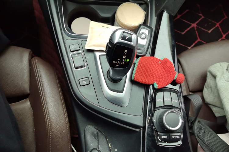 TDK.VehicleDetails.img