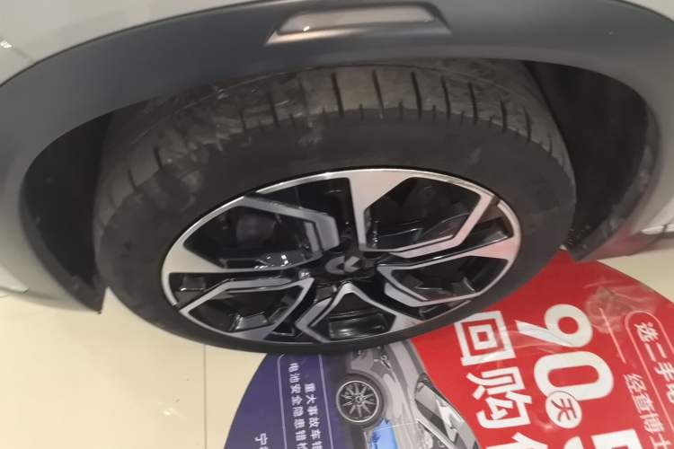 Used Nio ES8 2020 415 km Signature Edition 6-Seater Version
