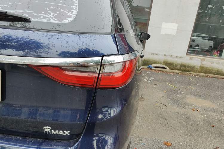 Used BYD Song MAX 2017 1.5T Automatic Smart Connect Elite 7-Seater
