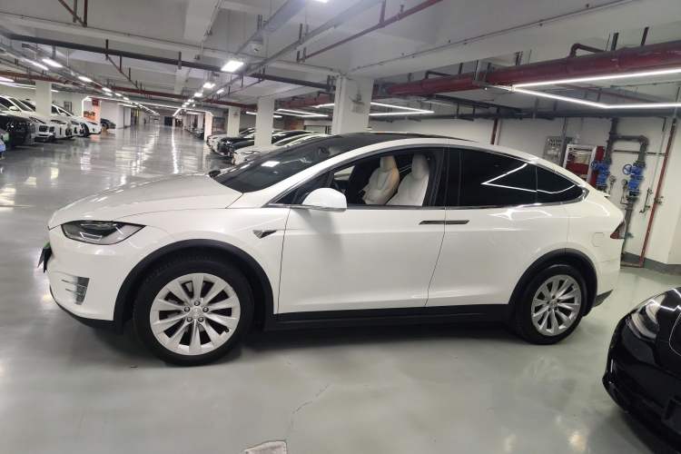 Used Tesla Model X 2019 Long-Range Version
