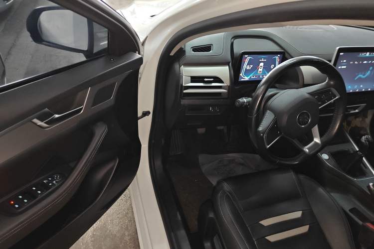 Used BYD Qin Pro 2018 1.5L Manual SmartConnect Fendong Model