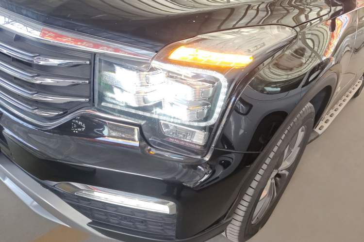 Used GAC Trumpchi GS8 2017 320T Two-Wheel Drive Luxury Smart Connectivity Version (7 Seats)
