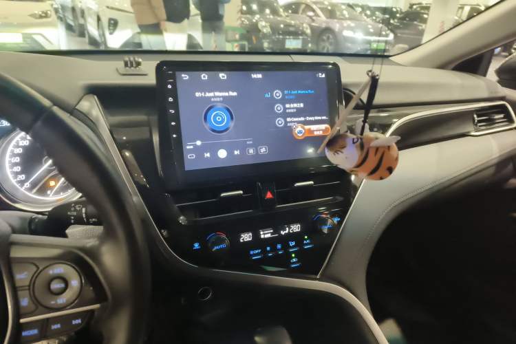 Used Toyota Camry 2022 2.0GVP Premier Edition
