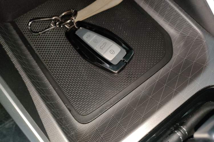 Used Geely Auto Emgrand 2025 4th Generation 1.5L CVT Luxury Version