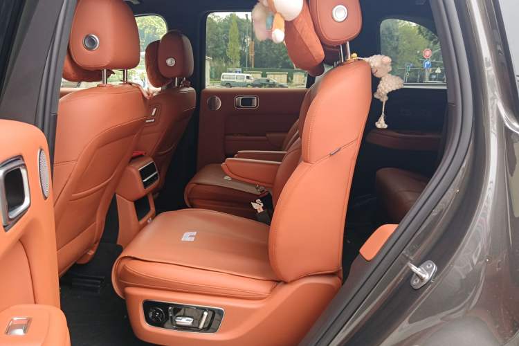 Used Li Auto L8 2023 Pro Model
