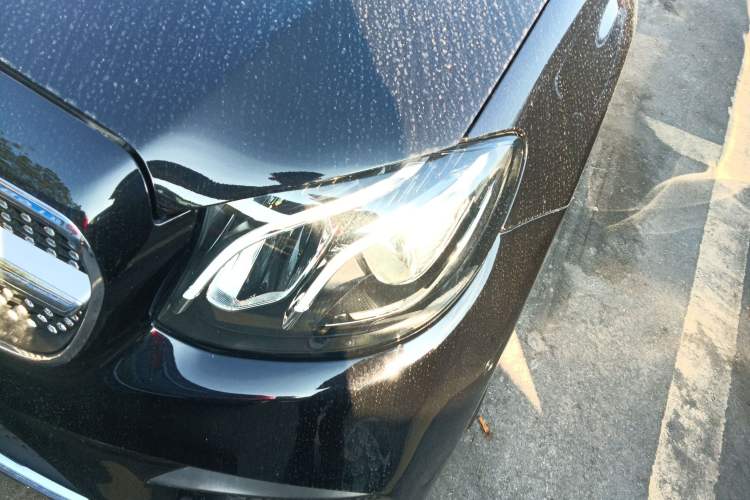 Used Mercedes-Benz E-Class 2019 Restyled E 300 L Sporty and Stylish Edition
