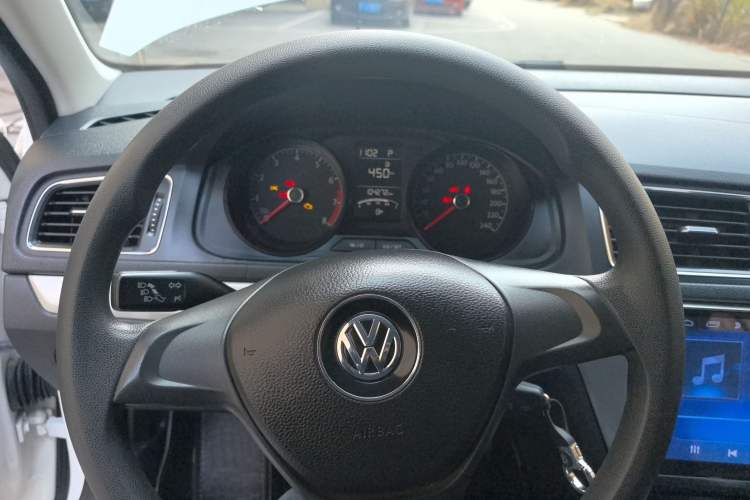 Used Volkswagen Lavida 2017 1.6L Automatic Fashion Edition
