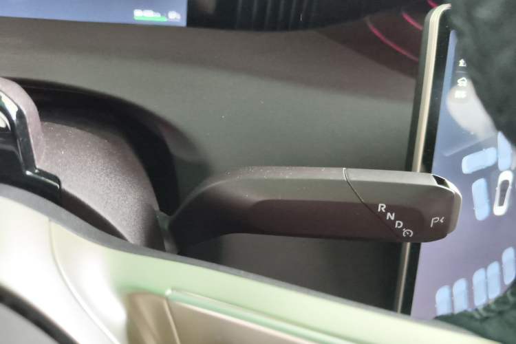 Used  11 2023 Harmony 90-degree Rear-wheel Drive Edition
