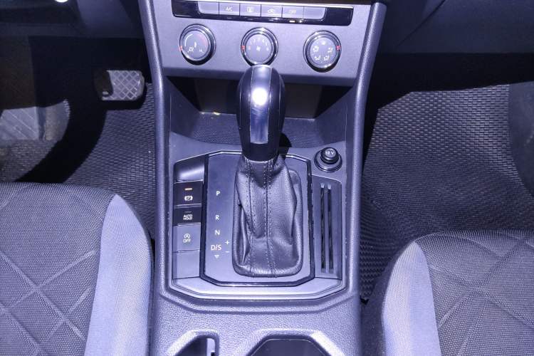 Used Volkswagen Lavida 2023 1.5L Automatic De Yi Edition
