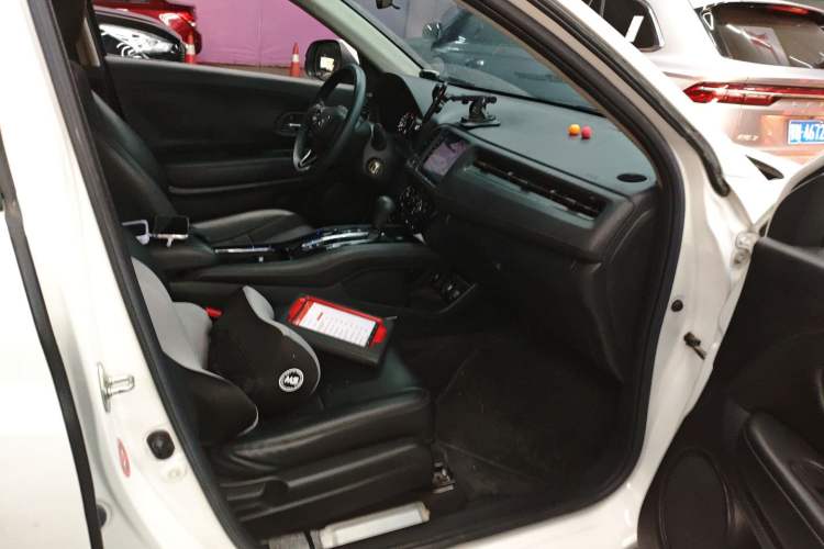 Used Honda Vezel 2020 1.5L CVT Pioneer Edition
