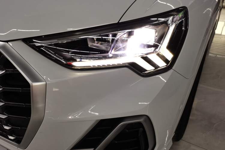 Used Audi Q3 2022 35 TFSI Fashion Dynamic Model