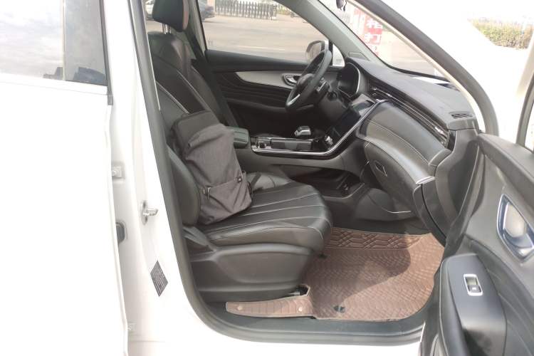 Used Roewe RX5 MAX 2019 300TGI Automatic 4G Connect Luxury Edition