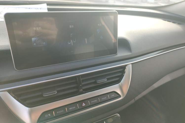 Used Hongqi H5 2022 Classic Model Facelift 1.5T DCT Qiyun Edition
