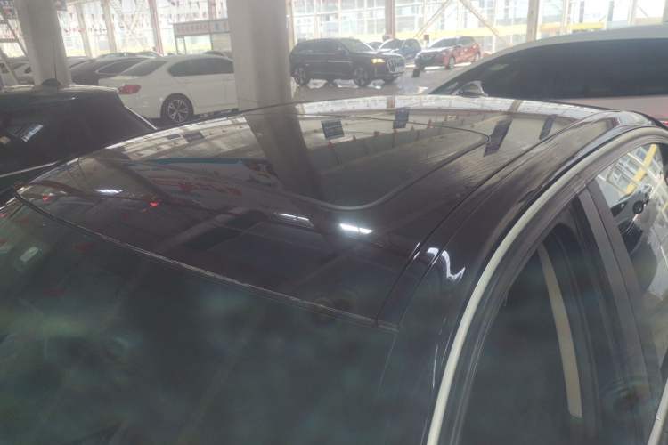 Used BMW 3 Series 2018 320Li Fashion Model
