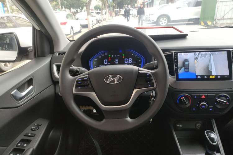 Used Hyundai Verna 2020 1.4L CVT GLS Cool Edition
