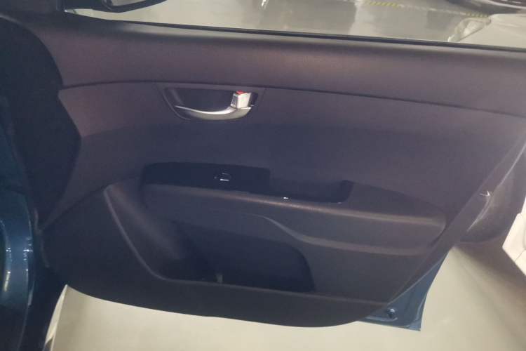 Used Kia KX3 2015 1.6L Automatic Two-Wheel Drive DLX
