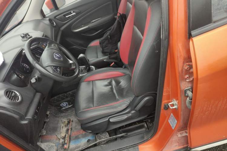 Used Changan CS15 2017 1.5L Manual Luxury Sunroof Edition
