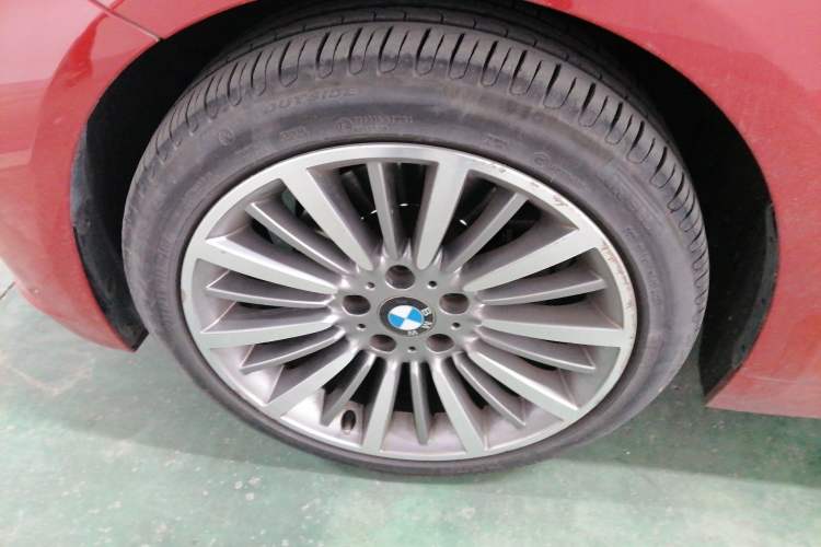 Used BMW 3 Series 2019 320Li Fashion Model
