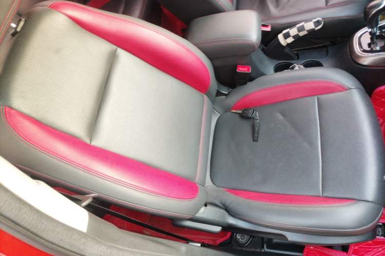 Used Changan CS15 2016 1.5L Automatic Fashion Edition
