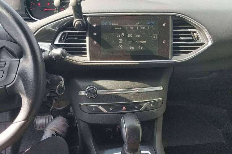 Used Peugeot 308S 2015 1.2T Automatic Jingchi Edition