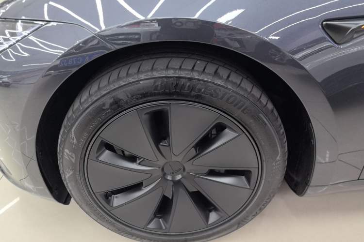 Used Tesla Model 3 2025 Rear-Wheel-Drive Version